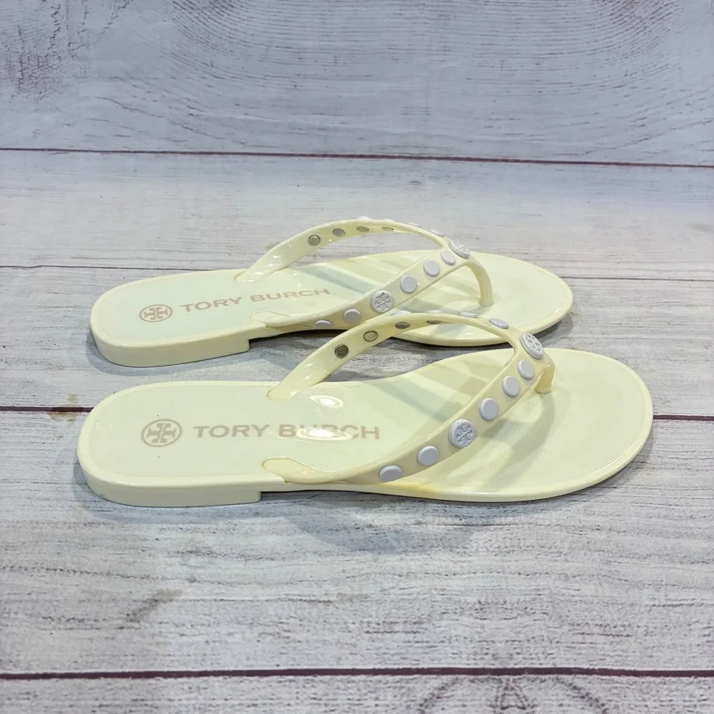 Tory Burch Studded Jelly Thong Flip Flops Womens 6 Cream Logo Sandals Waterproof